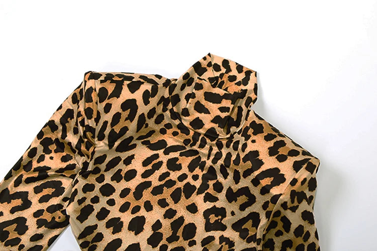 Mylène | Robe léopard drapée