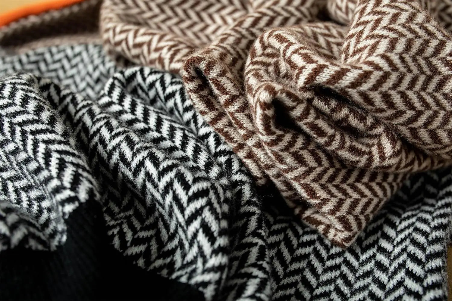 Océane | Pull col montant à motifs chevrons