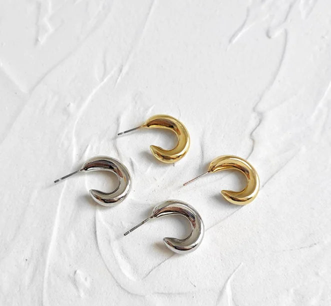 Héloïse | Boucles d’oreilles dorées minimalistes