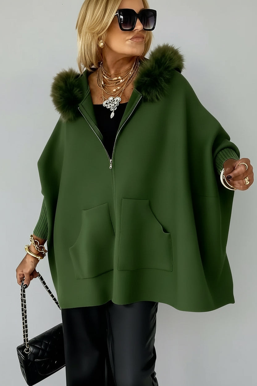 Mariz | Cape oversized à capuche en fausse fourrure