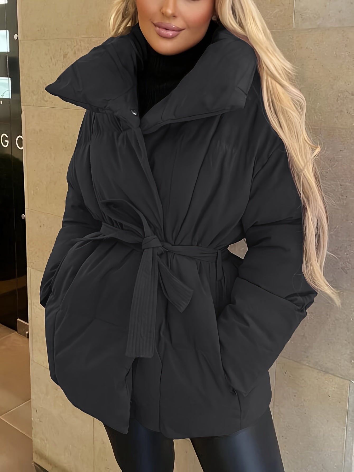 Dahlia | Doudoune courte matelassée ultra-douce avec ceinture