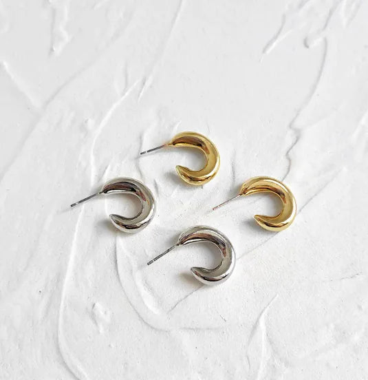 Héloïse | Boucles d’oreilles dorées minimalistes
